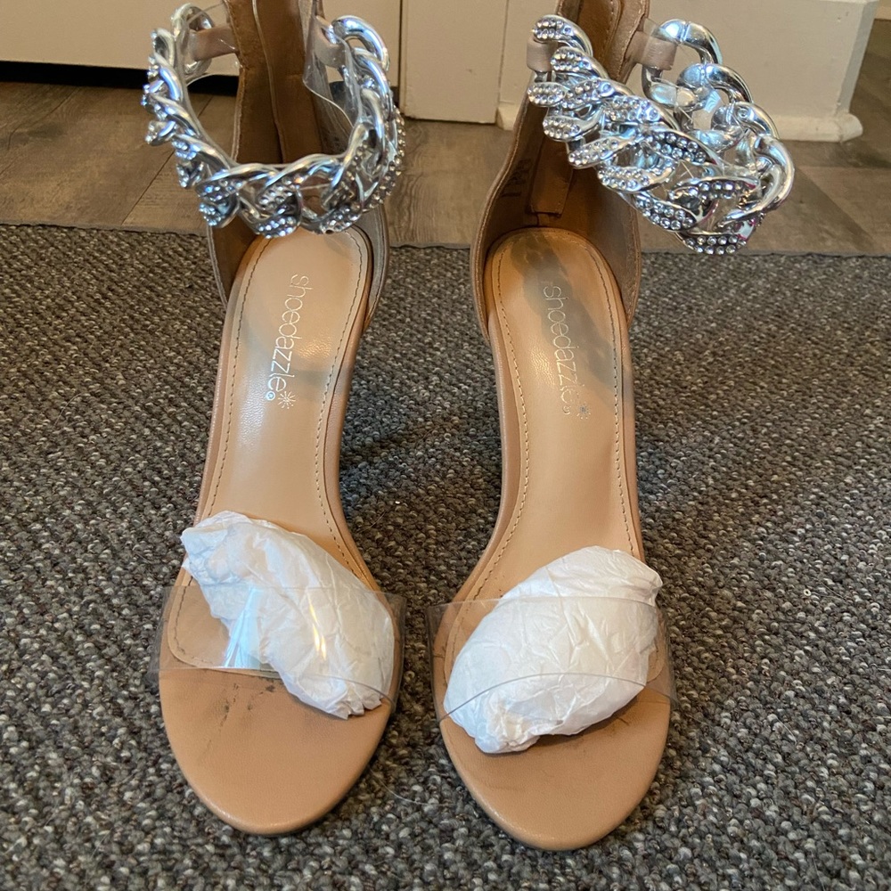 Shoe dazzle laurin heels